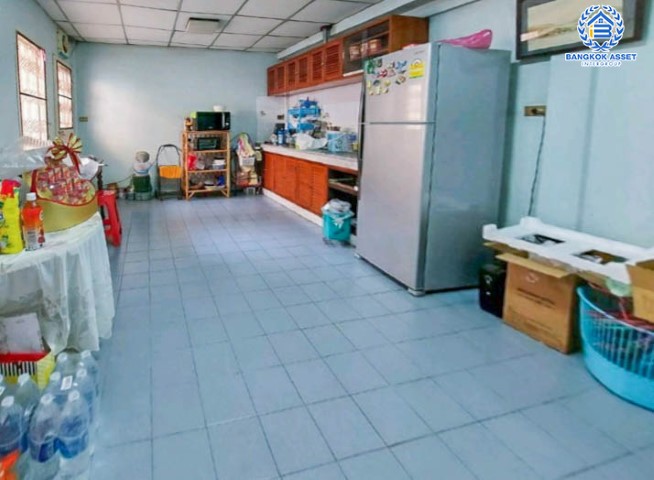 *****บ้านแฝดมือสอง นนทบุรี ม.เพชรลดา ท่าอิฐ พื้นที่กว้างกว่า 43 ตร.ว. เดินเข้า-ออกสะดวก มาพร้อมฟังก์ชัน 3 ห้องนอน 3 ห้องน้ำ 1 ที่จอดรถ เข้าออกได้หลากหลายเส้นทาง เพียง 500 เมตรถึงถนนราชพฤกษ์ ใกล้รถไฟฟ้าสายสีม่วง "สถานีบางรักน้อยท่าอิฐ" และจุดขึ้นทางด่วน "งามวงศ์วาน" จองเลย!